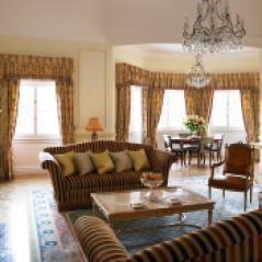 The Prince of Wales Suite Living Room